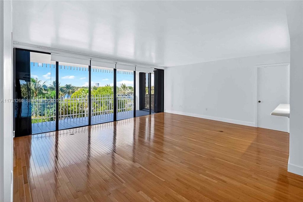 2 Grove Isle Dr B404, Coconut Grove, FL 33133