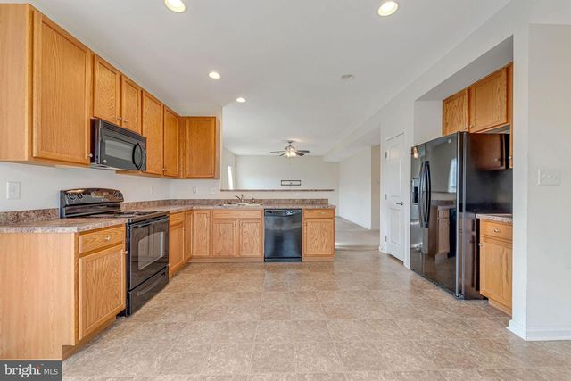 210 OLIVIA WAY, Bear, DE 19701