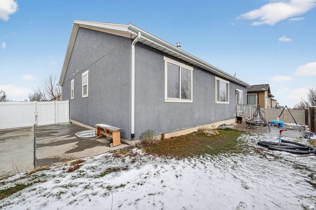 6582 S EVENING GLOW CT, West Valley City, UT 84081