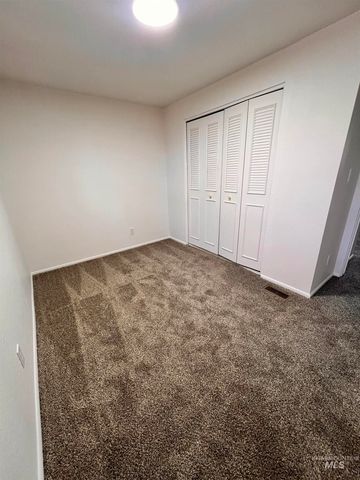 9985 W. Canterbury Dr., Boise, ID 83704