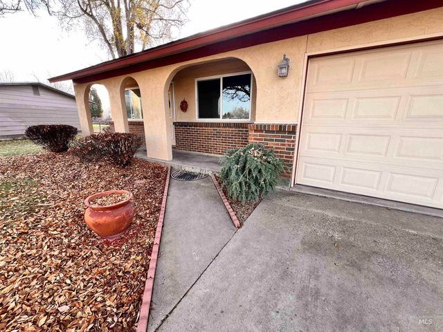 9985 W. Canterbury Dr., Boise, ID 83704