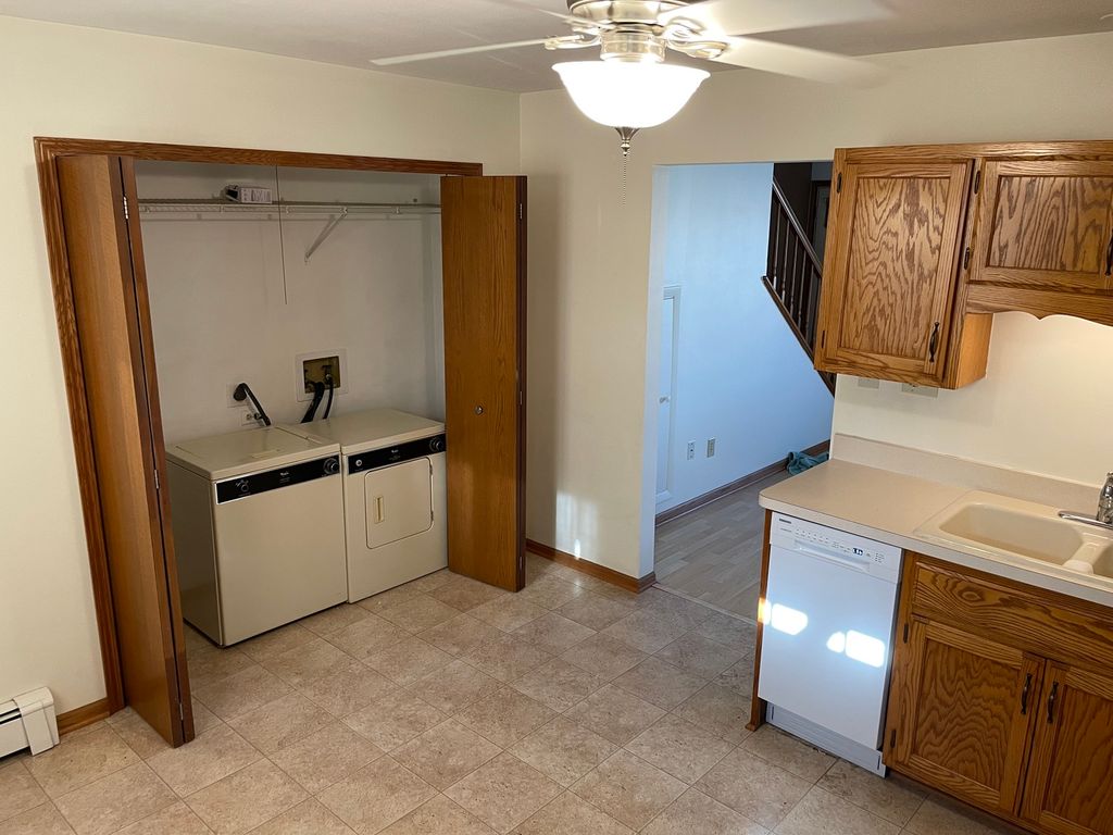 110 Town Crest Drive E, New Lenox, IL 60451 — photo 3
