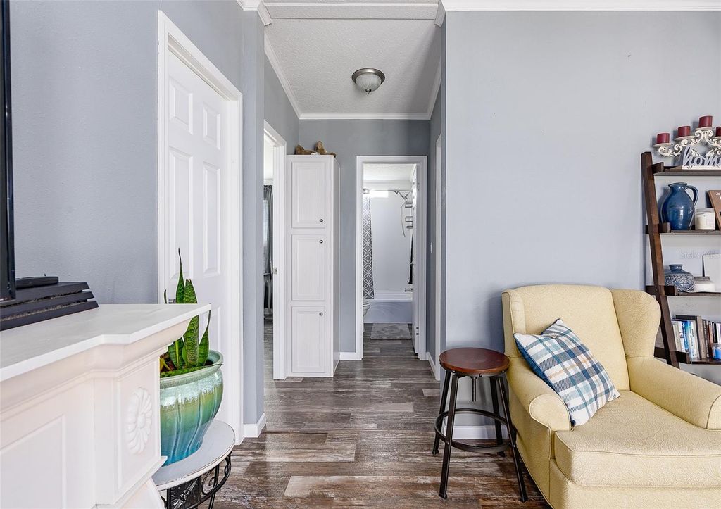 Image 19 of property listing at 436 ALDERMAN ROAD, Lakeland, FL 33810