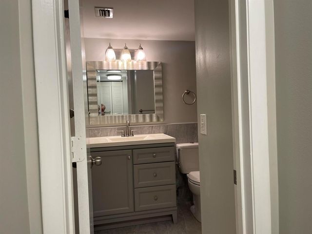4857 Sable Pine Circle B1, West Palm Beach, FL 33417