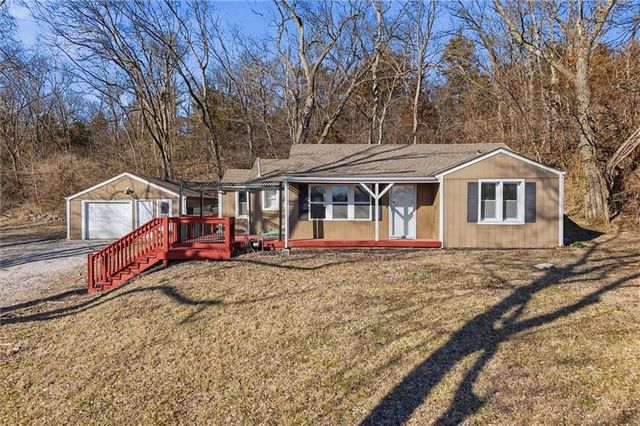20118 E TRUMAN Road, Independence, MO 64056