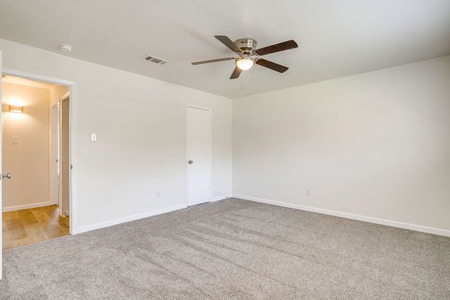 111 Chris Court, Alvarado, TX 76009