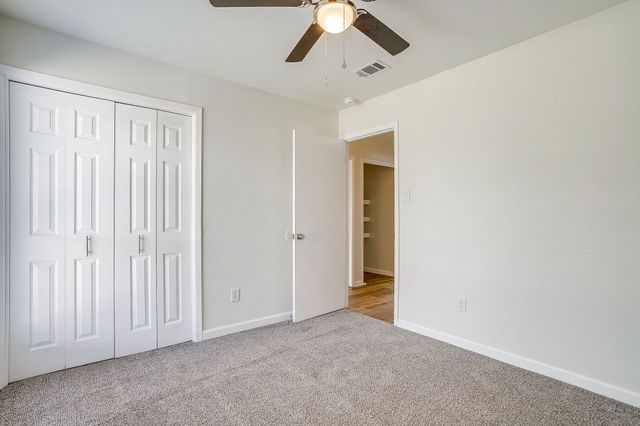 111 Chris Court, Alvarado, TX 76009