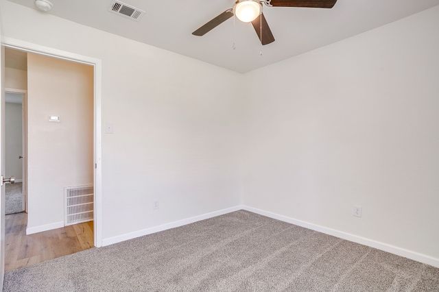 111 Chris Court, Alvarado, TX 76009