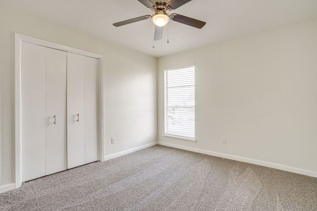 111 Chris Court, Alvarado, TX 76009