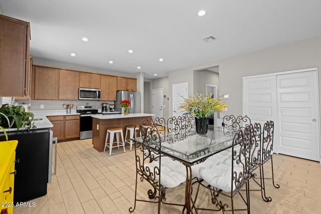 19031 W SHEFFER Avenue, Buckeye, AZ 85326