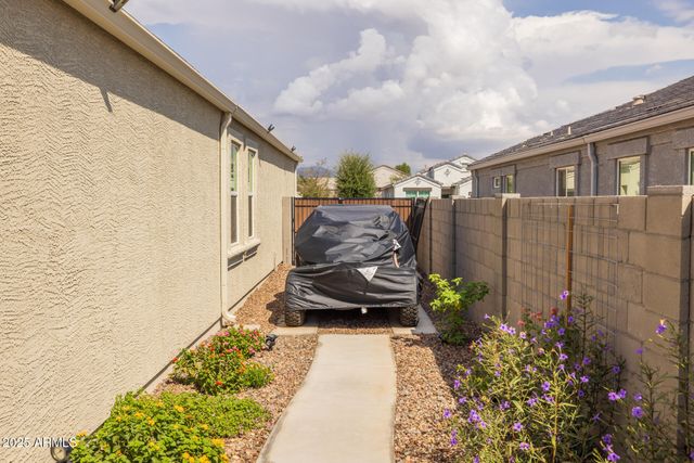 19031 W SHEFFER Avenue, Buckeye, AZ 85326