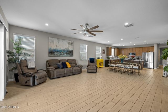 19031 W SHEFFER Avenue, Buckeye, AZ 85326