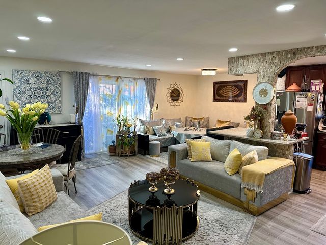 7008 Oconnell Drive 201, Chicago Ridge, IL 60415