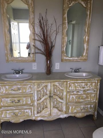 237 S Creek Drive, West Creek, NJ 08092