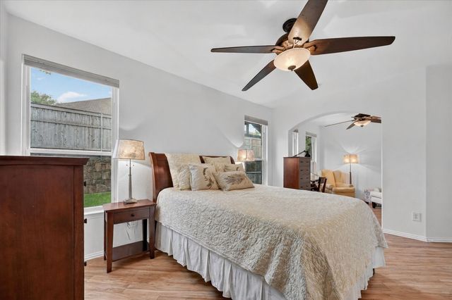 510 Jefferson Lane, Lake Dallas, TX 75065