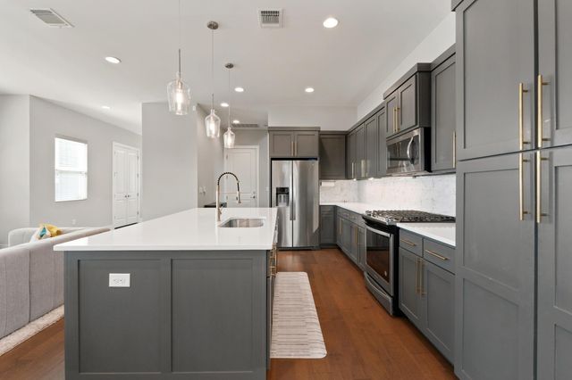7205 Boyle DR, Austin, TX 78724