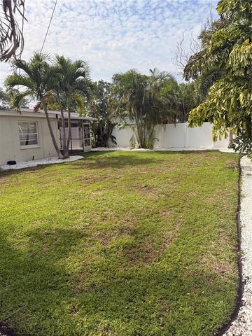 4227 HELENA STREET NE, St Petersburg, FL 33703