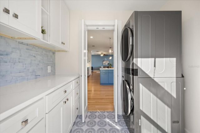 4311 WATERFRONT PARKWAY, Orlando, FL 32806