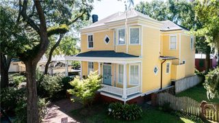 111 E 31st Street, Savannah, GA 31401