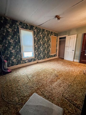 504 W Centre Avenue, Portage City, MI 49024