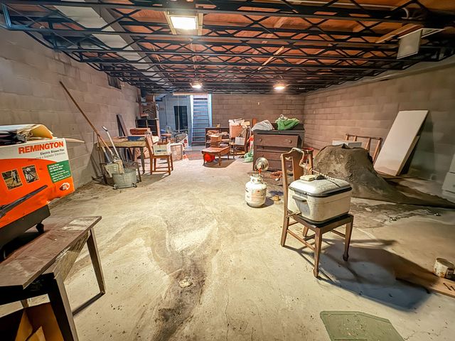 504 W Centre Avenue, Portage City, MI 49024