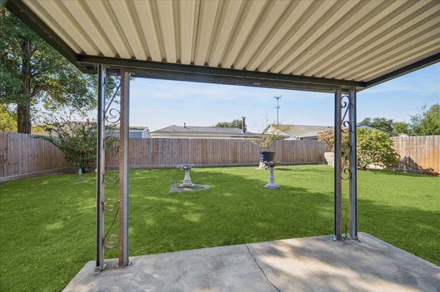 16911 Summer Dawn Place, Houston, TX 77095