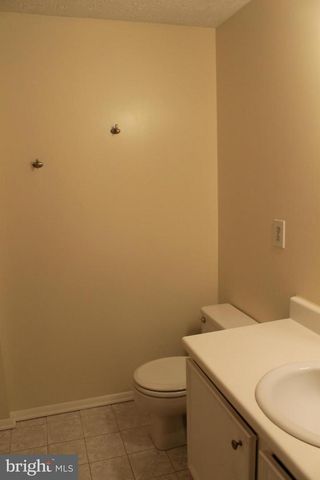 6821 MONTIVIDEO SQUARE CT, Falls Church, VA 22043