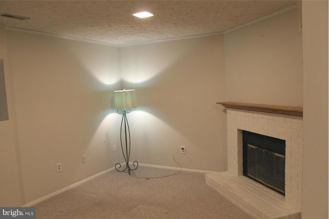 6821 MONTIVIDEO SQUARE CT, Falls Church, VA 22043