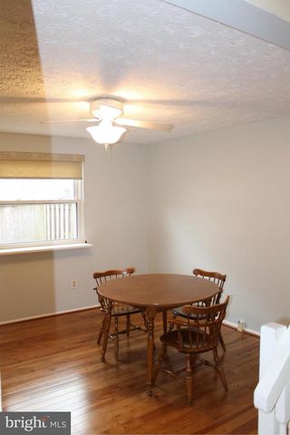 6821 MONTIVIDEO SQUARE CT, Falls Church, VA 22043