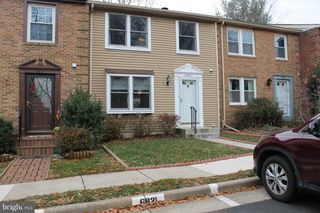 6821 MONTIVIDEO SQUARE CT, Falls Church, VA 22043