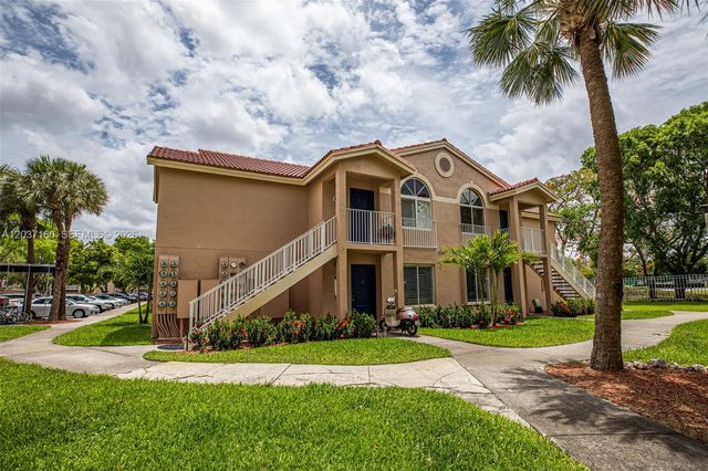 15780 SW 106th Terrace 107, Miami, FL 33196
