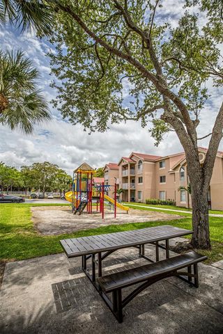 15780 SW 106th Terrace 107, Miami, FL 33196