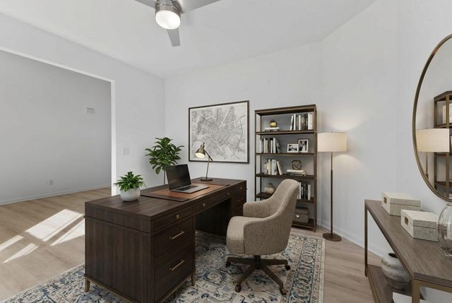 9820 Dunegrass Way, St. John, IN 46373