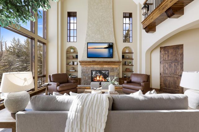 4680 Palmer Pointe Road, Excelsior, MN 55331