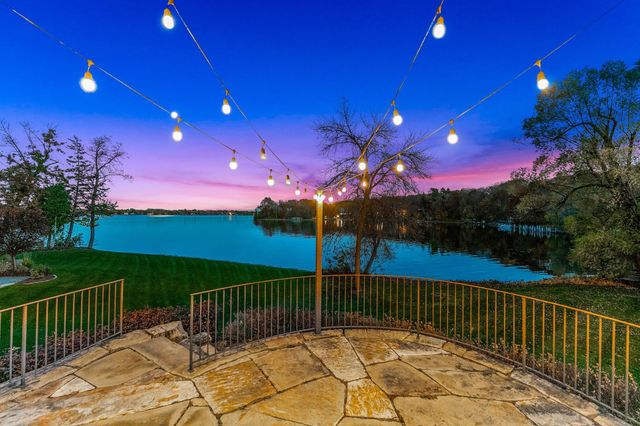 4680 Palmer Pointe Road, Excelsior, MN 55331