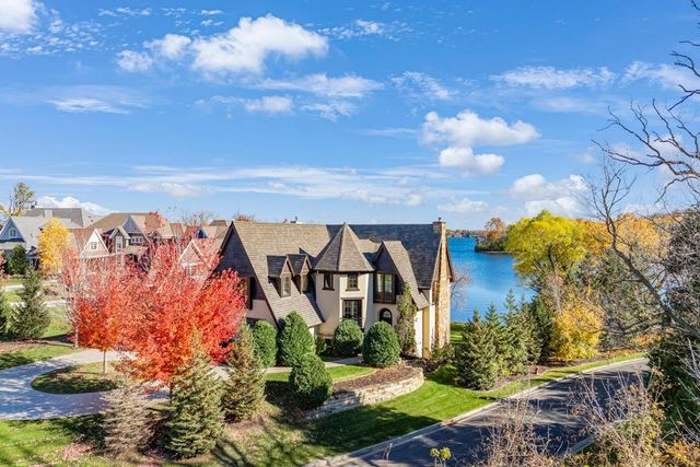 4680 Palmer Pointe Road, Excelsior, MN 55331
