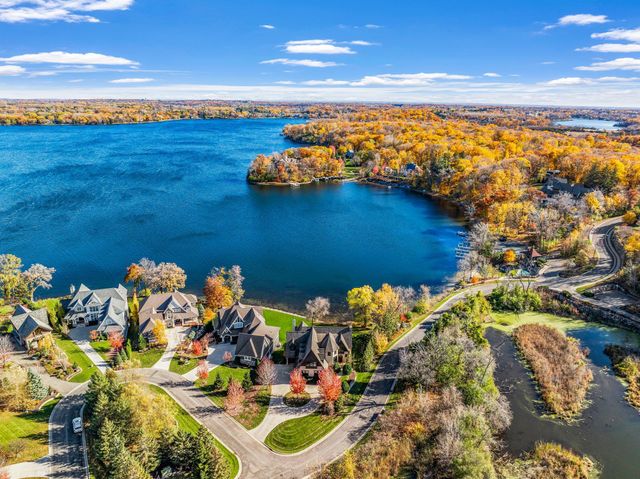 4680 Palmer Pointe Road, Excelsior, MN 55331