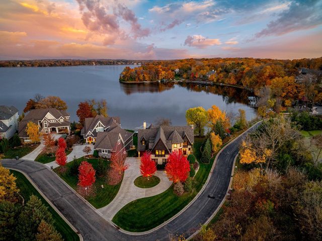 4680 Palmer Pointe Road, Excelsior, MN 55331