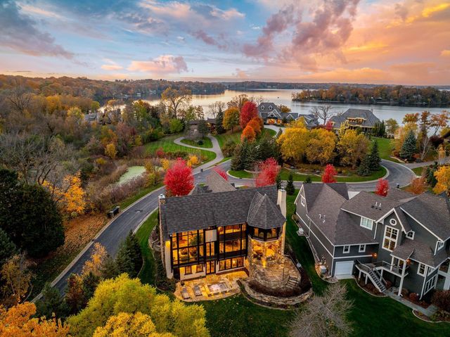 4680 Palmer Pointe Road, Excelsior, MN 55331