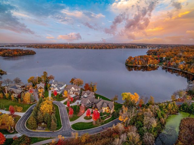 4680 Palmer Pointe Road, Excelsior, MN 55331