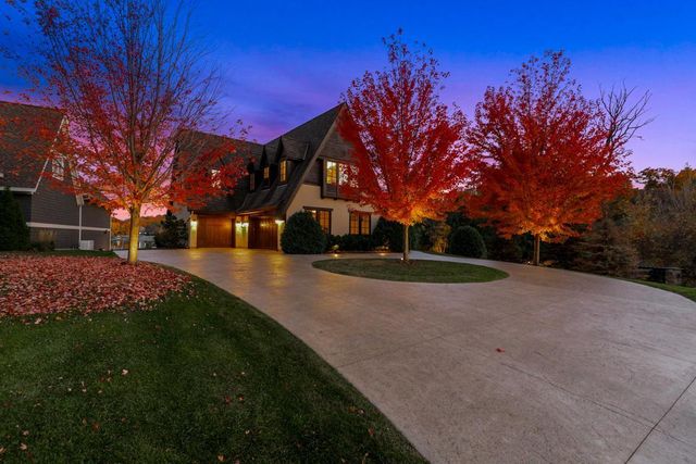 4680 Palmer Pointe Road, Excelsior, MN 55331