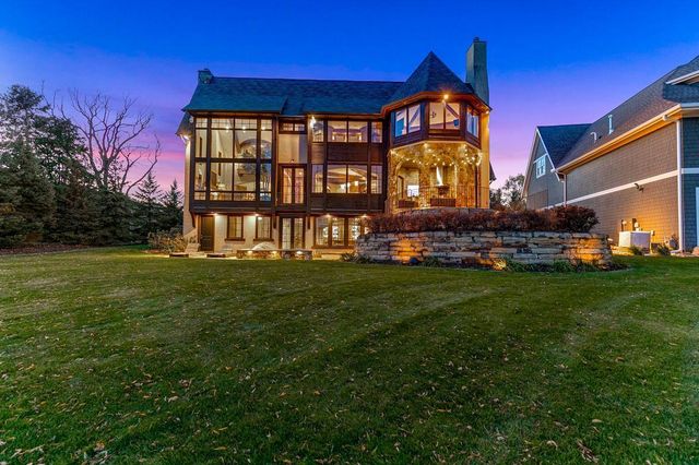 4680 Palmer Pointe Road, Excelsior, MN 55331