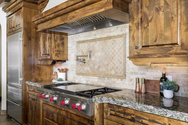 4680 Palmer Pointe Road, Excelsior, MN 55331