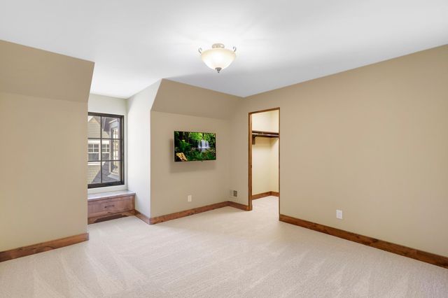 4680 Palmer Pointe Road, Excelsior, MN 55331