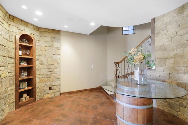 4680 Palmer Pointe Road, Excelsior, MN 55331