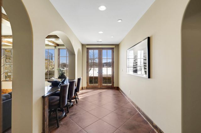 4680 Palmer Pointe Road, Excelsior, MN 55331