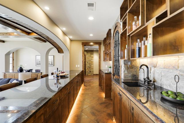 4680 Palmer Pointe Road, Excelsior, MN 55331