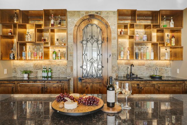 4680 Palmer Pointe Road, Excelsior, MN 55331