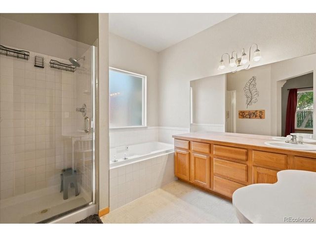 1116 Summit Ct, Windsor, CO 80550
