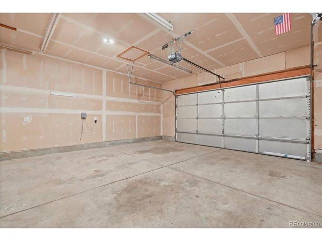 1116 Summit Ct, Windsor, CO 80550